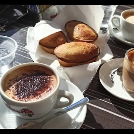 Oda ve Kahvaltı Dei Due Portoni Storica