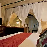 Bed and breakfast Dei Due Portoni Storica 3*